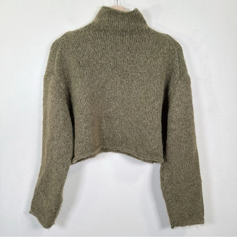 Zara Womens Size Medium Dark Olive Cropped Tunnel Knit Sweater - Picture 14 of 14